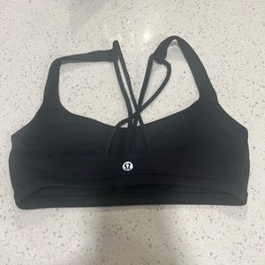 Black Lululemon sports bra size 4
